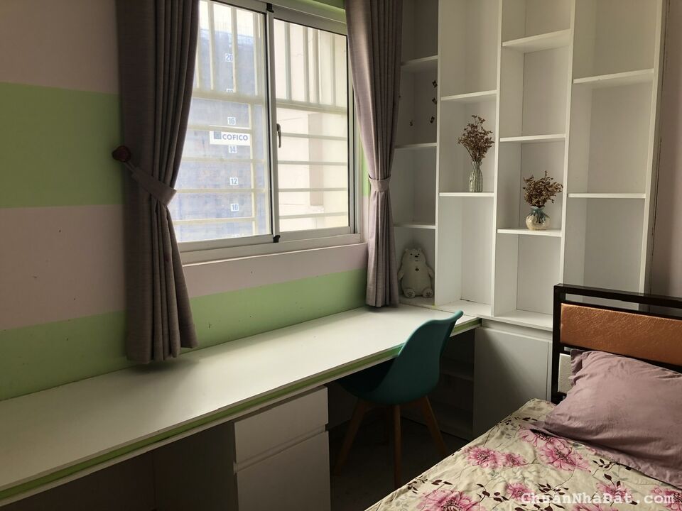 cho thuê CHCC Central Garden Q.1, 134m2, 3Pn, 3tollet, đầy đủ nội thất