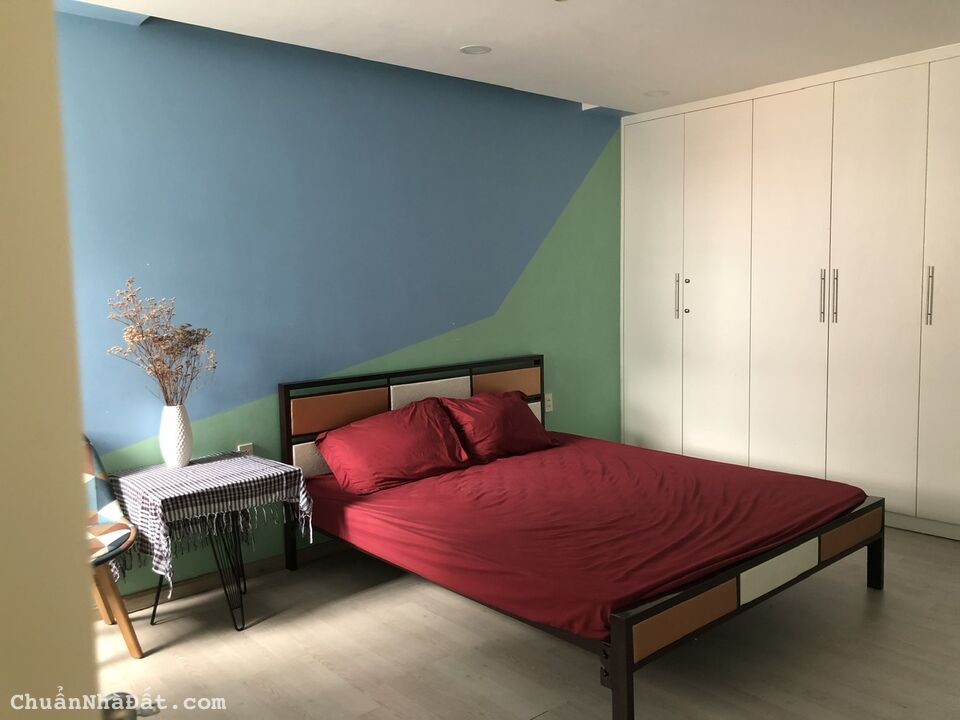 cho thuê CHCC Central Garden Q.1, 134m2, 3Pn, 3tollet, đầy đủ nội thất