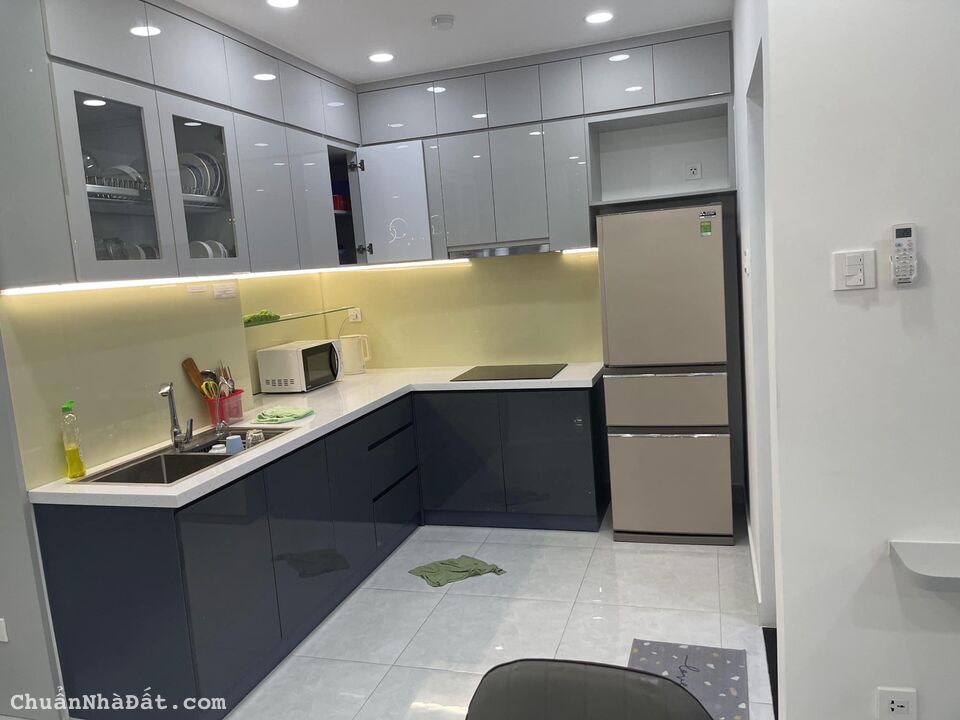 Cho thuê Căn hộ CENTRAL GARDEN Q.1, 75m2, 2Pn, 2 tollet, full nội thất, giá tốt