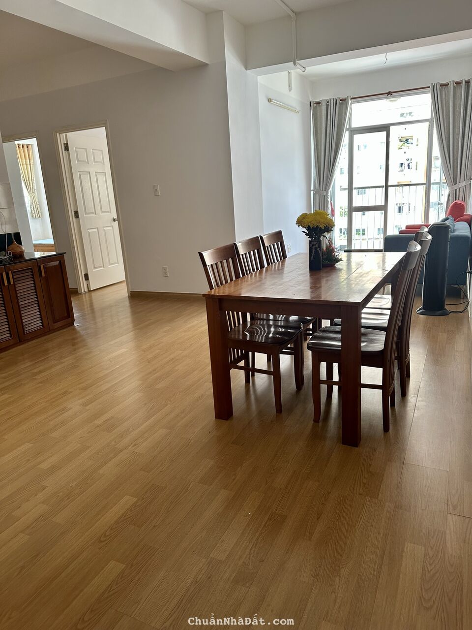 Cho thuê CHCC Khánh Hội 3, 76m2, 2PN, 2 tollet, đầy đủ nội thất