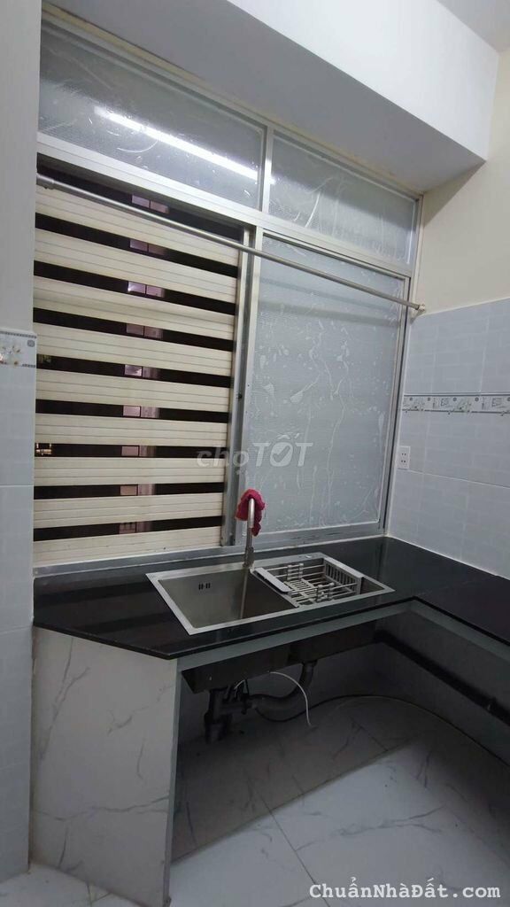 Cho thuê cao ốc A Ngô Gia Tự, Q.10, 65m2, 3Pn, 2wc, giá 12 triệu/tháng Cho thuê cao ốc A Ngô Gia Tự, Q.10, 65m2, 3Pn, 2wc, giá 12 triệu/tháng