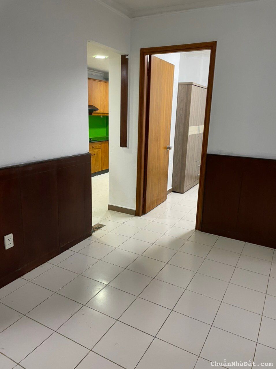 Cho thuê căn hộ chung cư Phúc Thịnh - 341 Cao Đạt, P1, Q.5: - Tầng thấp, 70m2, 2 PN, 1WCc có Bancon Cho thuê căn hộ chung cư Phúc Thịnh - 341 Cao Đạt, P1, Q.5: - Tầng thấp, 70m2, 2 PN, 1WCc có Bancon