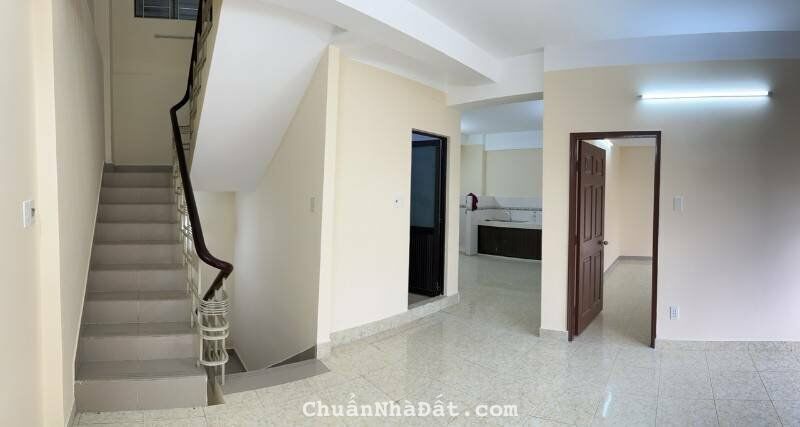 Cho thuê nguyên căn căn hộ chung cư M3 Tôn Thất Thuyết, quận 4 : - Kết cấu trệt, 2 lầu 2 mặt tiền