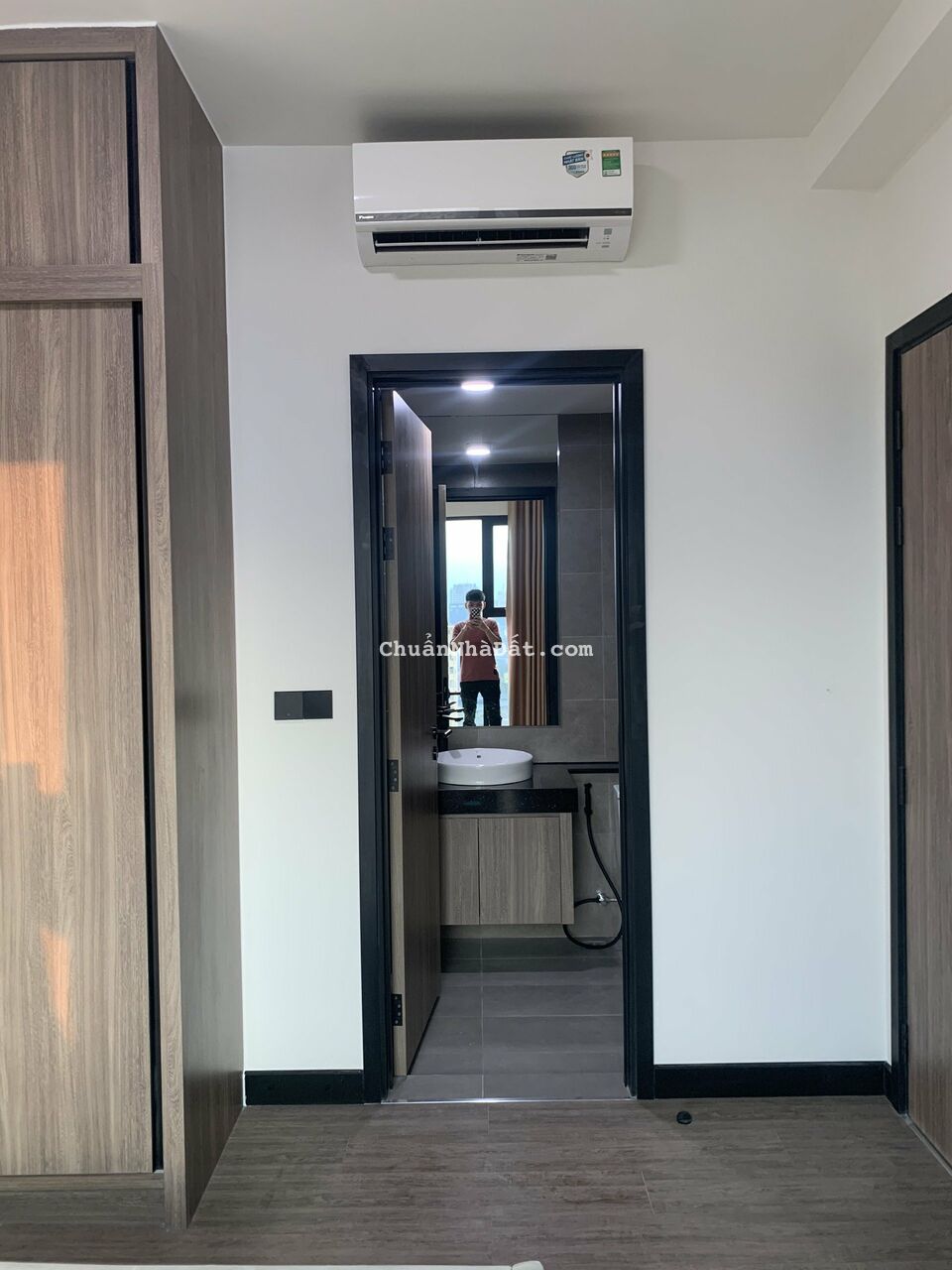 Cho thuê căn hộ Delasol, Tôn Thất Thuyết, Phường 1, Quận 4 : 72m2, 2PN, 2WC, nội thất như hình