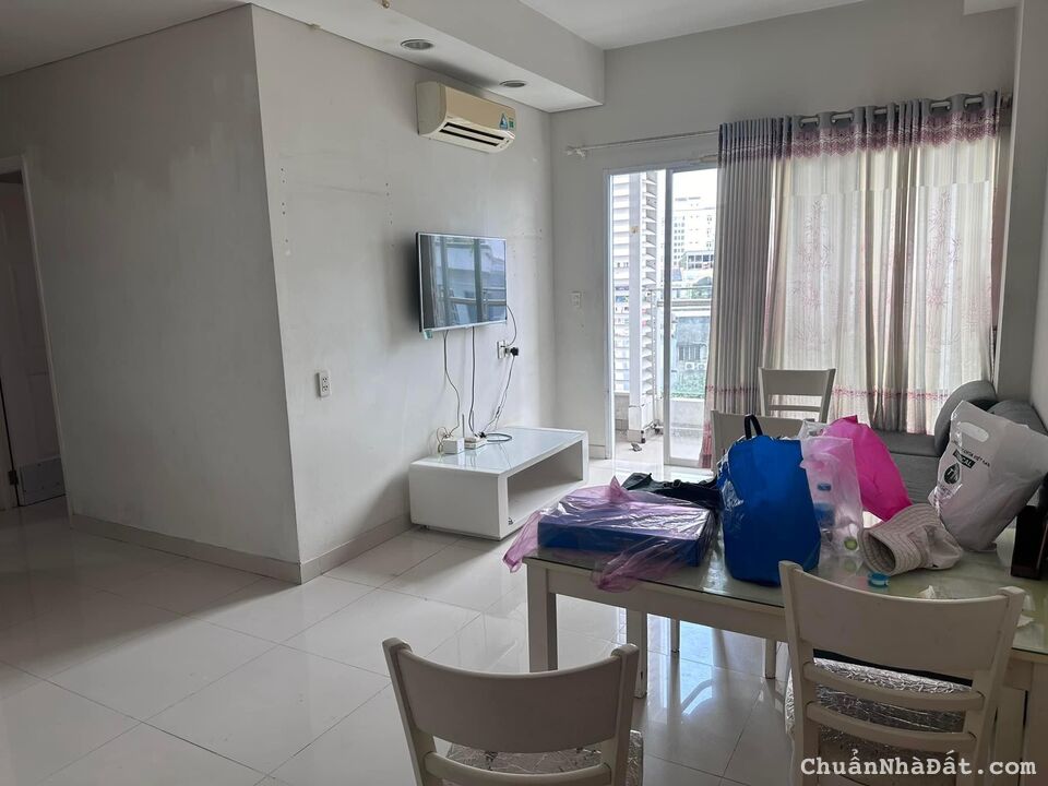 cho thuê CHCC Hoa Sen Q.11, 65m2, 2Pn, 2wc, nội thất chỉ thiếu tủ lạnh