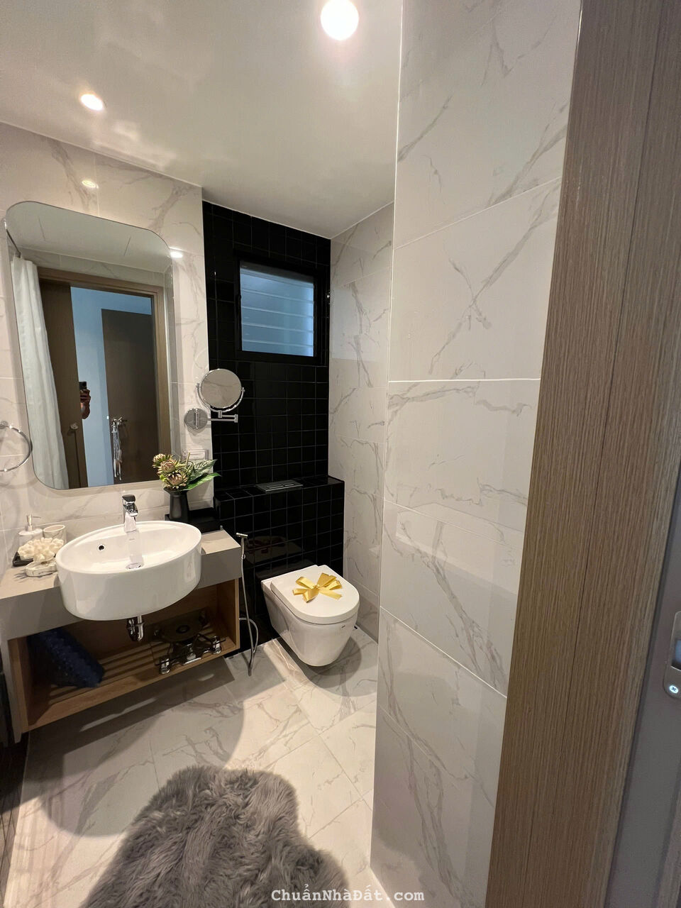 Cho thuê CHCC Zenity 608 Võ Văn Kiệt Quận 1, 70m2, 2PN, full nội thất