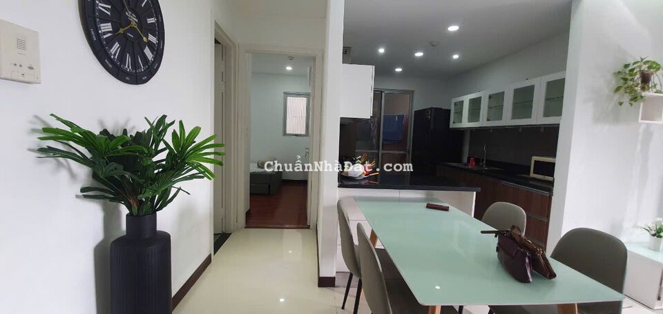 Cho thuê CHCC The Everich 1, Quận 11, 116m2, 2Pn ,2WC, full nội thất Cho thuê CHCC The Everich 1, Quận 11, 116m2, 2Pn ,2WC, full nội thất