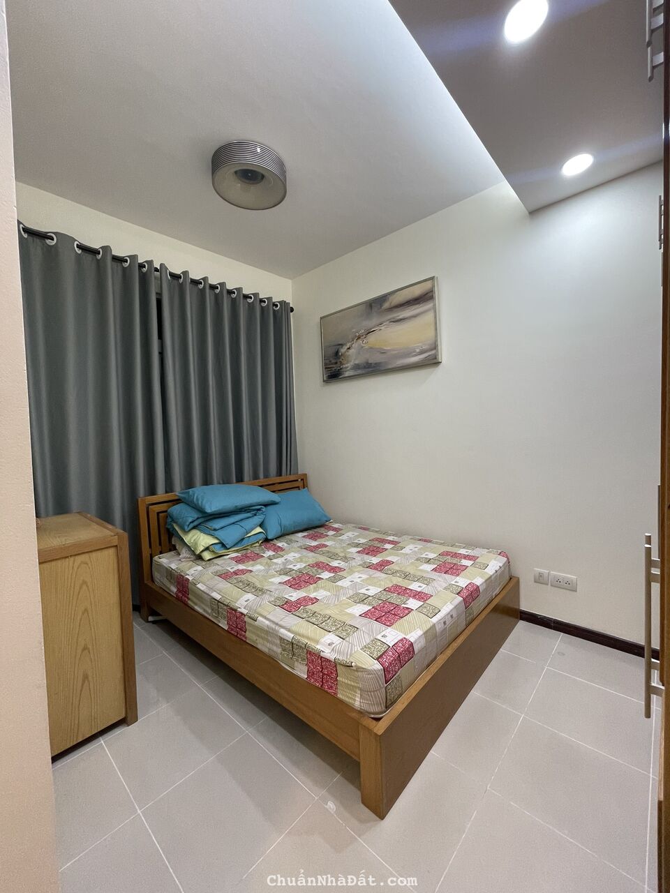 Cho thuê CHCC Tản Đà Quận 5, DT 70m2, 2PN, 1tollet, full NT như hình