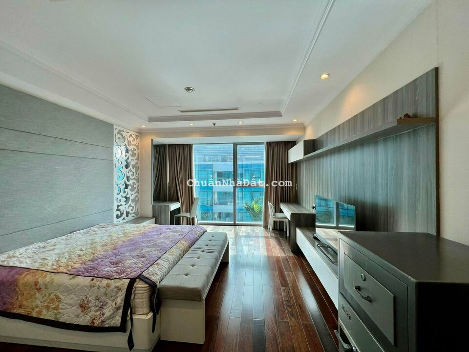 Cho thuê CHCC Vinhomes Đồng Khởi Q.1 160m2 3Pn 2WC, đầy đủ nội thất