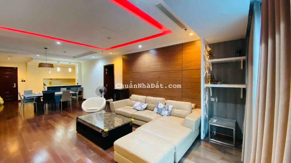 Cho thuê CHCC Vinhomes Đồng Khởi Q.1 160m2 3Pn 2WC, đầy đủ nội thất