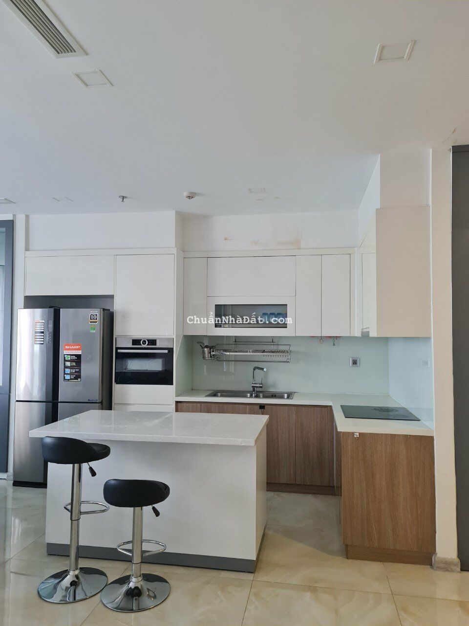 cho thuê CHCC Vinhome Bason Q.1, 120m2, 3Pn, full Nt giá 55tr/tháng