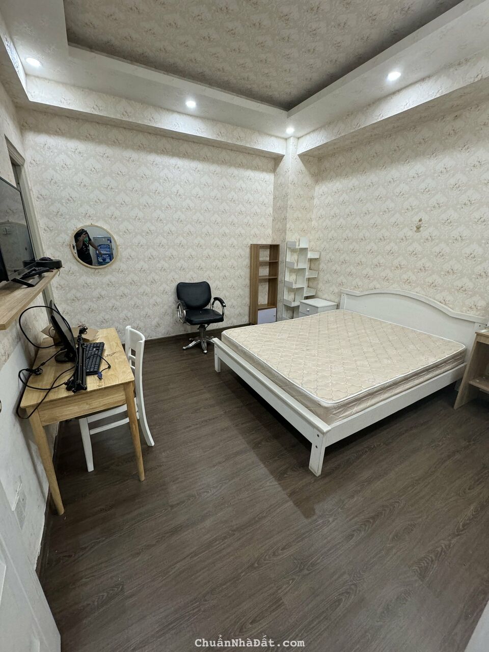 Cho thuê CHCC Vạn Đô Q.4, 2 phòng ngủ, 2 tollet, nội thất đầy đủ