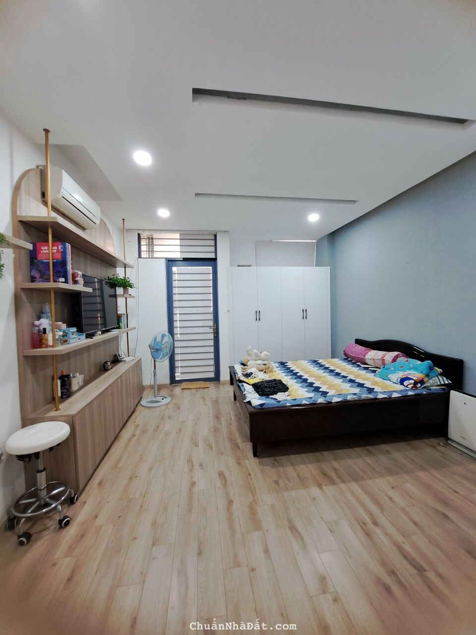 Cho thuê nhà mặt tiền Hoàng Dư Khương, Q.10, DTSD 128m2, 3Pn, 4 tollet Cho thuê nhà mặt tiền Hoàng Dư Khương, Q.10, DTSD 128m2, 3Pn, 4 tollet