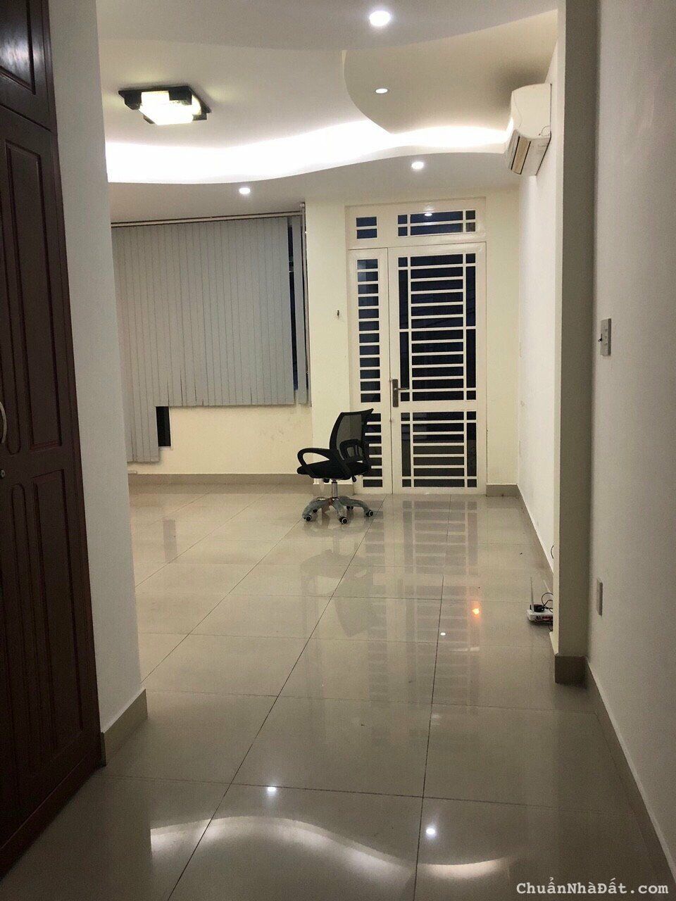 Cho thuê nhà MT đường 7A, Bình Tân, DT 5x20, 1 trệt 3 lầu, 4Pn, 6WC, giá 22tr