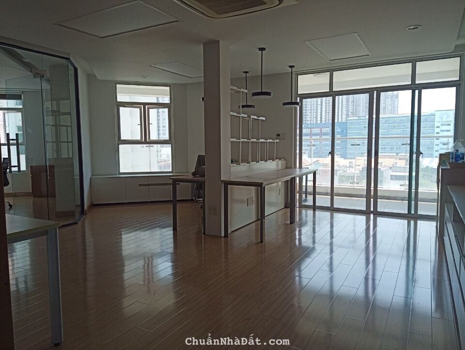 Cho thuê căn hộ Văn Phòng Hoàng Anh Thanh Bình Quận 7, 140m2, full NT