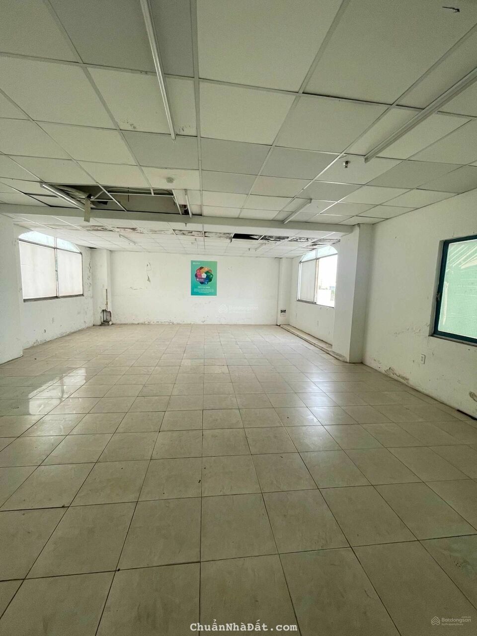 cho thuê tòa nhà MT Lê Hồng Phong, q3, Q5, 1300m2, hầm + lửng + 9 lầu