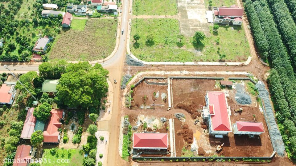 Chính chủ bán nhanh cặp lô đẹp kề trường tiểu học Phú Lộc, Krông Năng. Chính chủ bán nhanh cặp lô đẹp kề trường tiểu học Phú Lộc, Krông Năng.