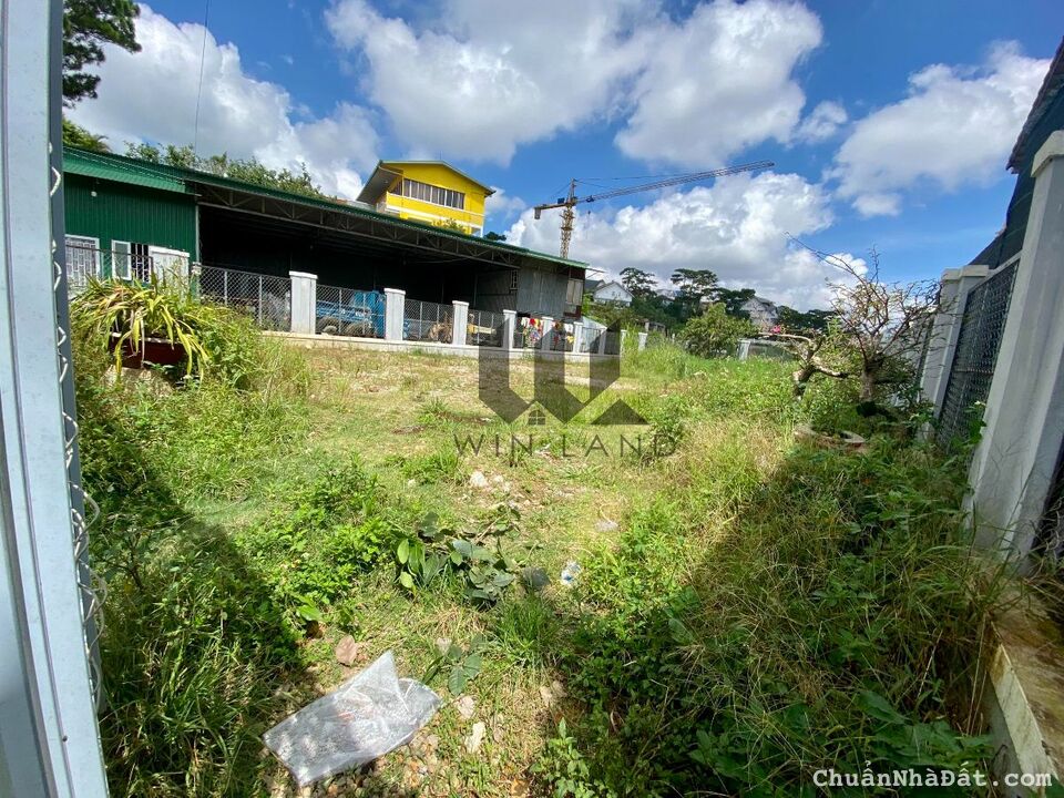 Cần bán nền view thung lũng mặt tiền đường Nam Hồ P11