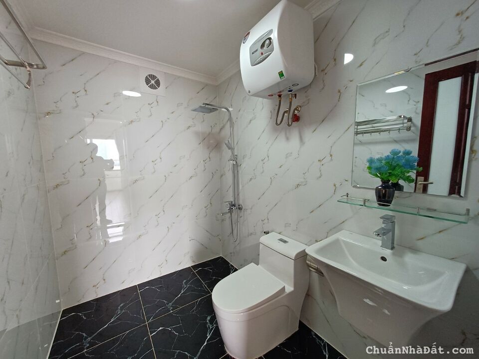 Bán căn hộ tòa Trung Yên 1 KĐT Trung Yên 110m2 x 2pn, 2wc full nội thất giá 3,95 tỷ lh 0858152666