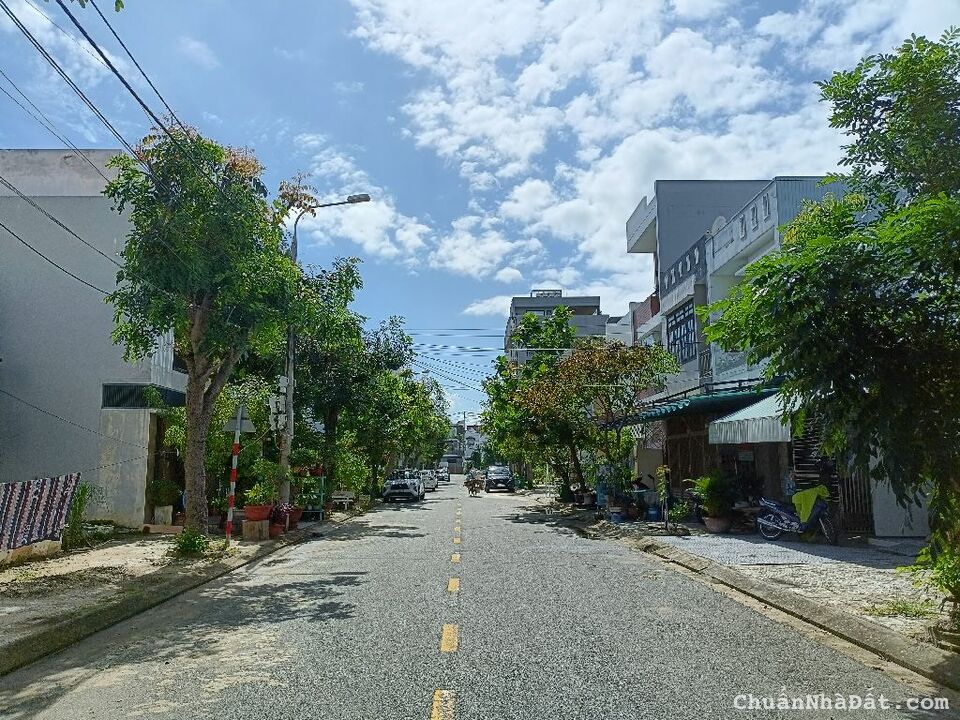 BIỆT THỰ 4 TẦNG NAM VIỆT Á ĐƯỜNG GIANG CHÂU NGŨ HÀNH SƠN ĐÀ NẴNG 100M2 NGANG 5M GIÁ 7.4 TỶ.