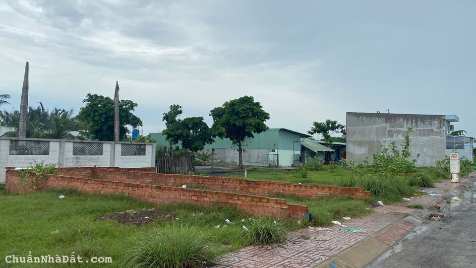 CHÍNH CHỦ, SANG GẤP 5 LÔ THỔ CƯ SÁT KCN LỚN ,444 TRIỆU, ĐƯỜNG 18M, ĐỐI DIỆN TRƯỜNG, CHỢ, SHR FULL