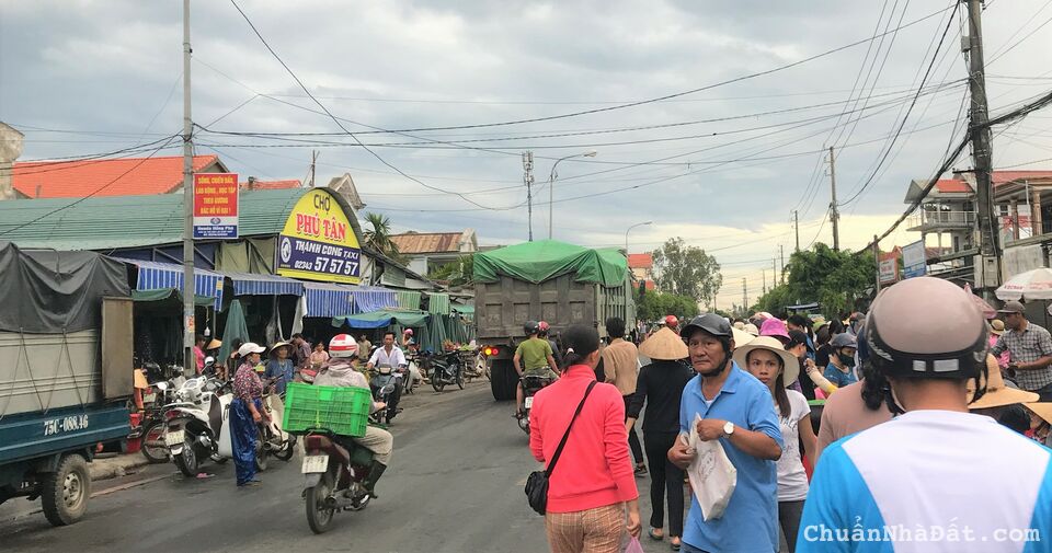 CHÍNH CHỦ, SANG GẤP 5 LÔ THỔ CƯ SÁT KCN LỚN ,444 TRIỆU, ĐƯỜNG 18M, ĐỐI DIỆN TRƯỜNG, CHỢ, SHR FULL