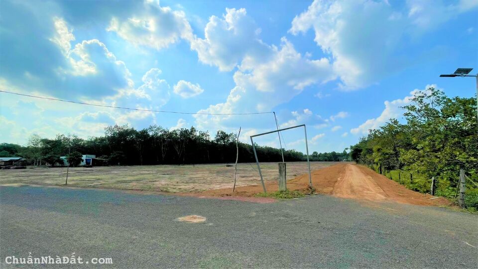 BÁN ĐẤT 1200m2 THỔ CƯ 600M VỊ TRÍ ĐẸP , XÂY NHÀ Ở VÔ TƯ. SÁT CÁC TIỆN ÍCH GIÁ 390 TRIỆU/SỔ BÁN ĐẤT 1200m2 THỔ CƯ 600M VỊ TRÍ ĐẸP , XÂY NHÀ Ở VÔ TƯ. SÁT CÁC TIỆN ÍCH GIÁ 390 TRIỆU/SỔ