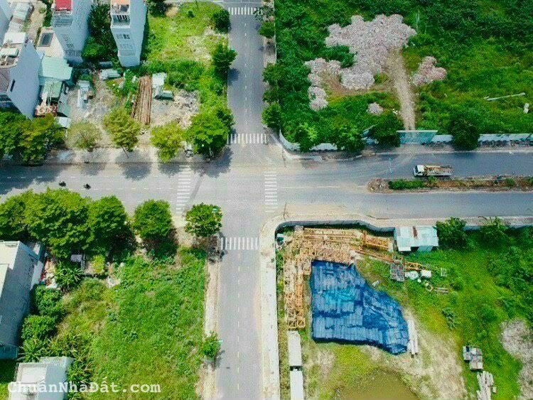 ĐẤT NỀN SỔ ĐỎ VEN SÔNG QUẬN 8 