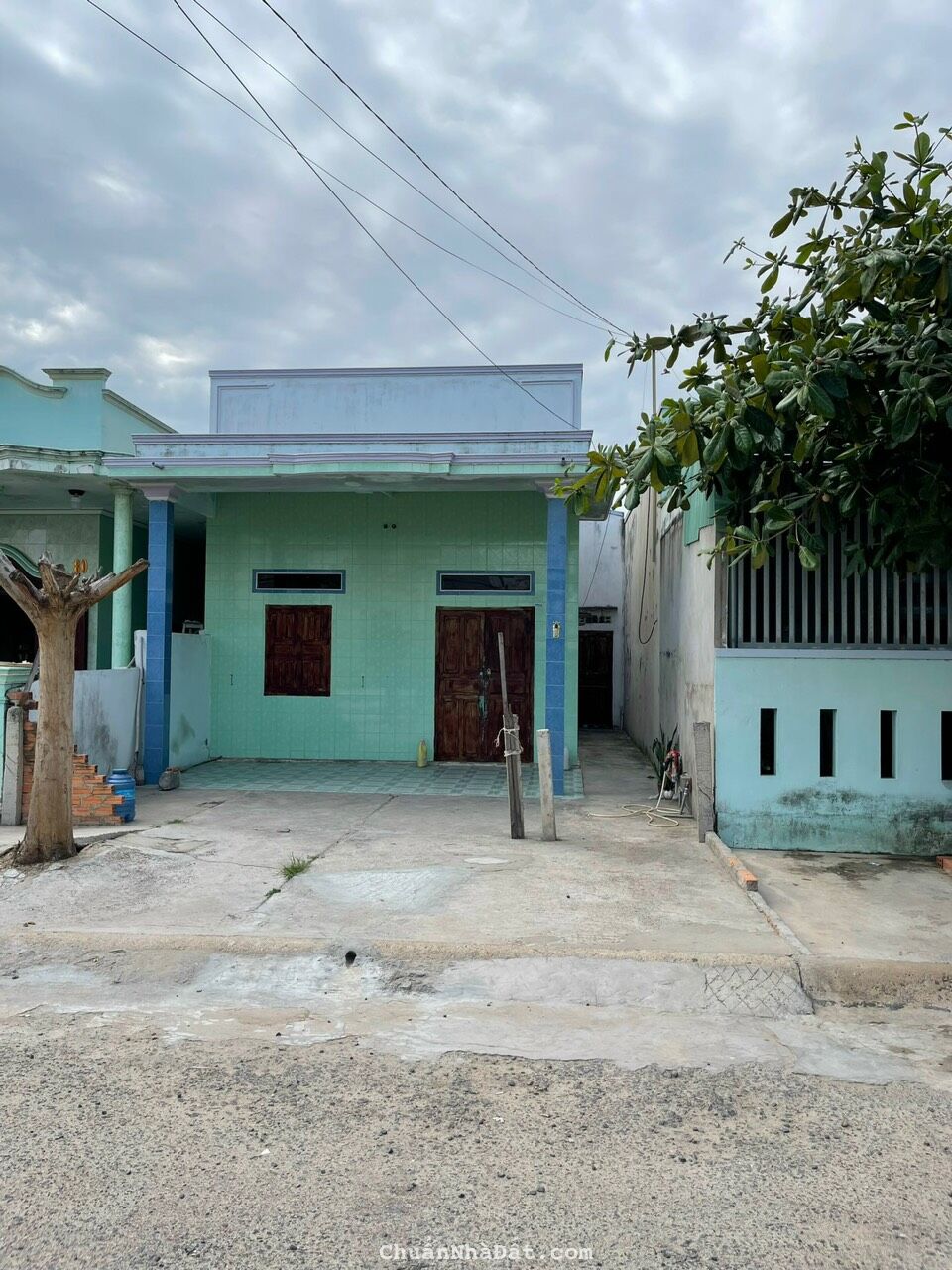 Bán nhà tại mặt tiền biển ở Tuy Phong -- Sổ có sẵn -- Bán nhà tại mặt tiền biển ở Tuy Phong -- Sổ có sẵn --