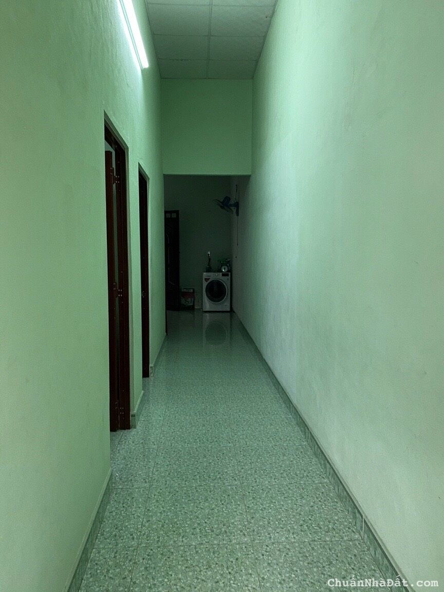 Cần bán nhanh căn nhà tại thị P,Tân Định TX Bến Cát.cách qlo13 100m