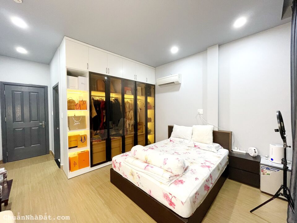 Cân tiền chữa bệnh cho bố bán nhà 61m2/1 tỷ 530tr Đ. Tạ Quang Bửu, Q. 8 gần trường học- 0906920181 Cân tiền chữa bệnh cho bố bán nhà 61m2/1 tỷ 530tr Đ. Tạ Quang Bửu, Q. 8 gần trường học- 0906920181