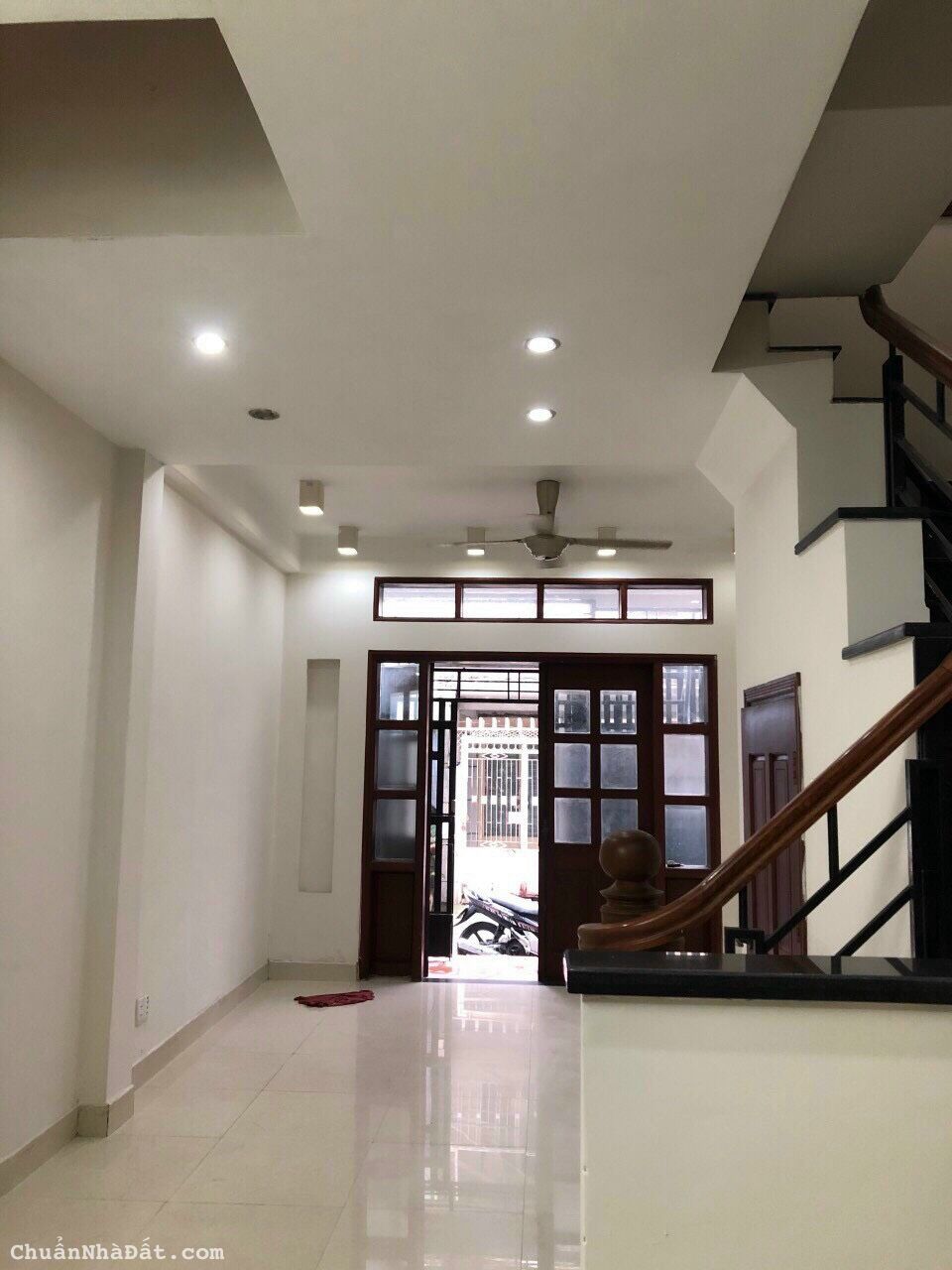 Xoay vốn kinh doanh bán nhà Nguyễn Kiệm, PN, DT 59m2/1.4 tỷ- sát trường Tài Chính-LH 0906920181