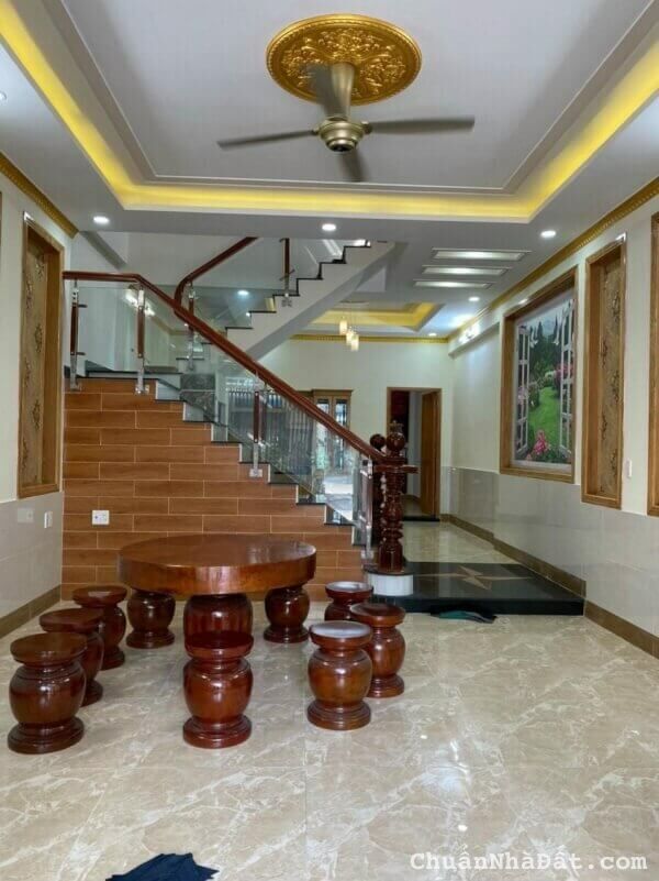 THUA ĐỘ ĐÁ BANH BÁN  NHÀ 64M2 PHÚ NHUẬN, GẦN CHỢ NG.ĐÌNH CHIỂU, SỔ RIÊNG, GIÁ 980TR. LH 0769555114