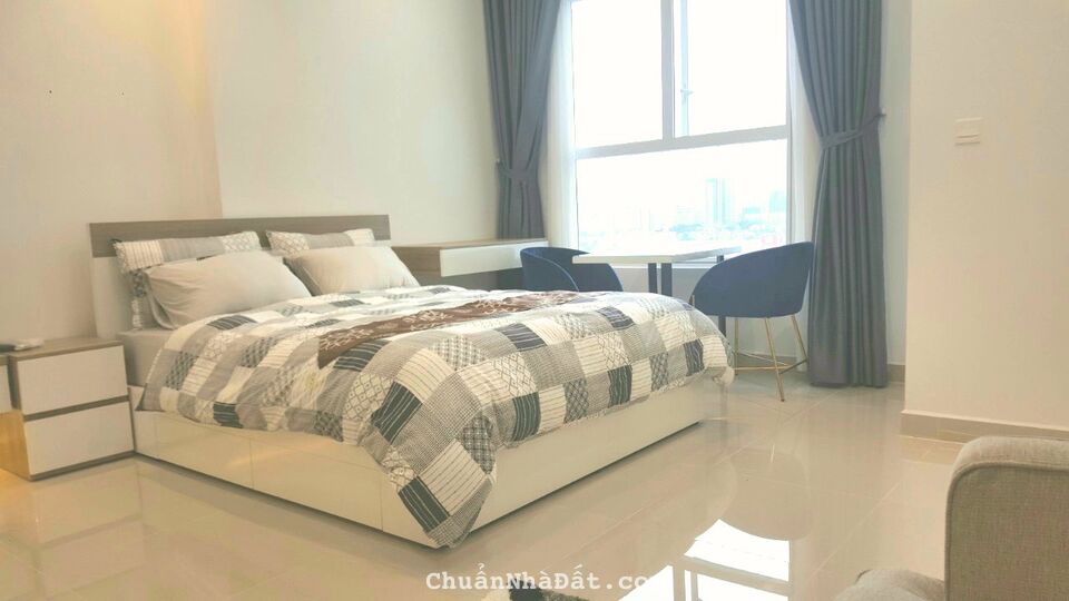 Bán OT Sunrise CityView Quận 7 Full nôij thất giá 2 tỷ bao full phí