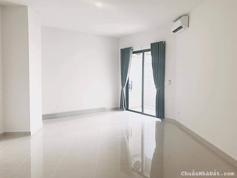 Cho thuê OT Sunrise CityView - Quận7 51m2 Rèm, Bếp, Máy Lạnh Giá12tr