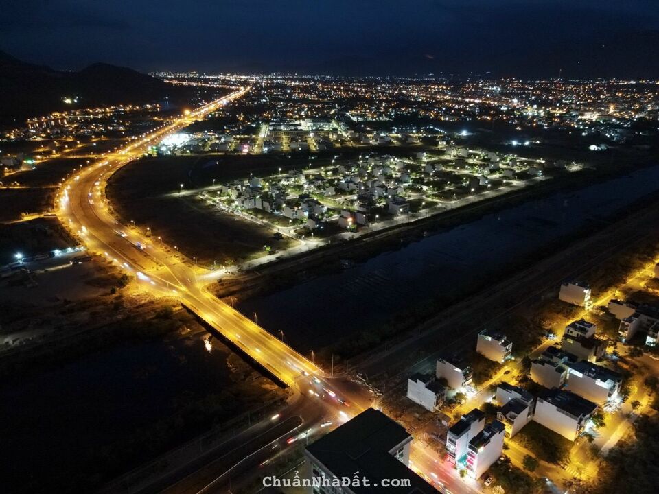 Độc nhất KHU ĐÔ THỊ NGHỈ DƯỠNG đắt giá nhất tại Nha Trang Độc nhất KHU ĐÔ THỊ NGHỈ DƯỠNG đắt giá nhất tại Nha Trang