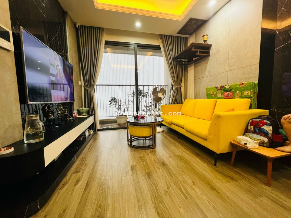 (Giá tốt) Cần bán gấp căn hộ cao cấp tại Vinhomes D'capitale tòa D, DT: 83m2, 2PN, 7.2 tỷ