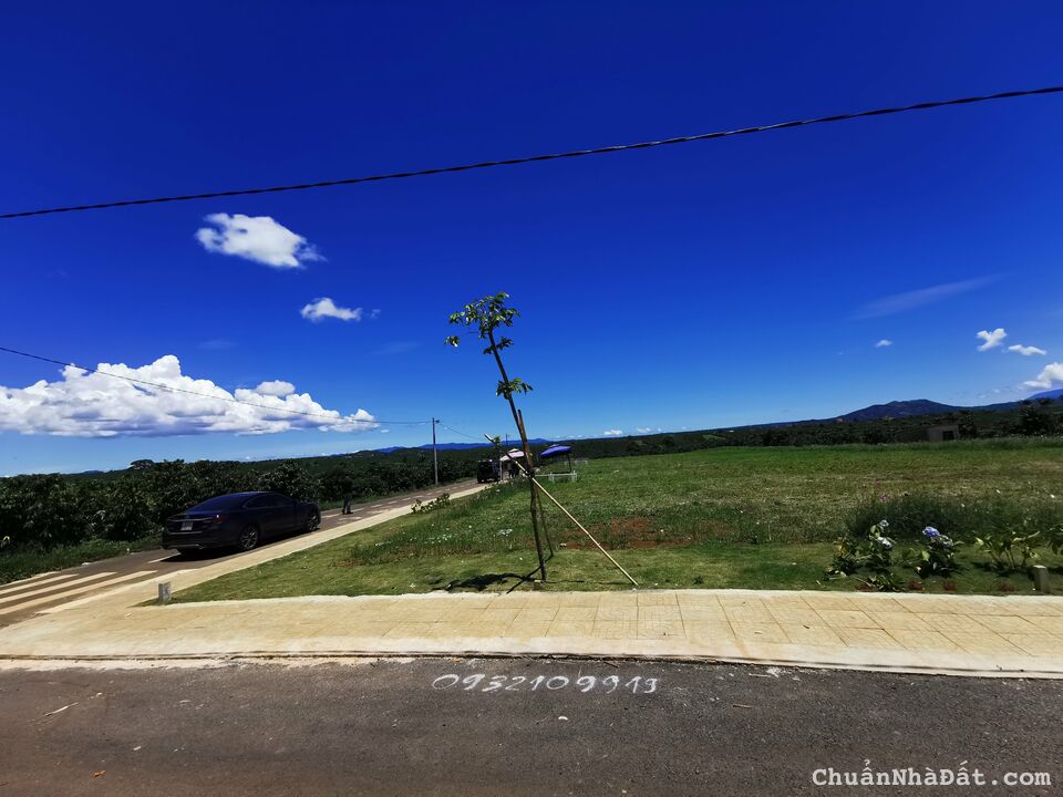 Còn 2 lô liền kề đất biệt thự mặt tiền đường nhà nước Tp. Bảo Lộc