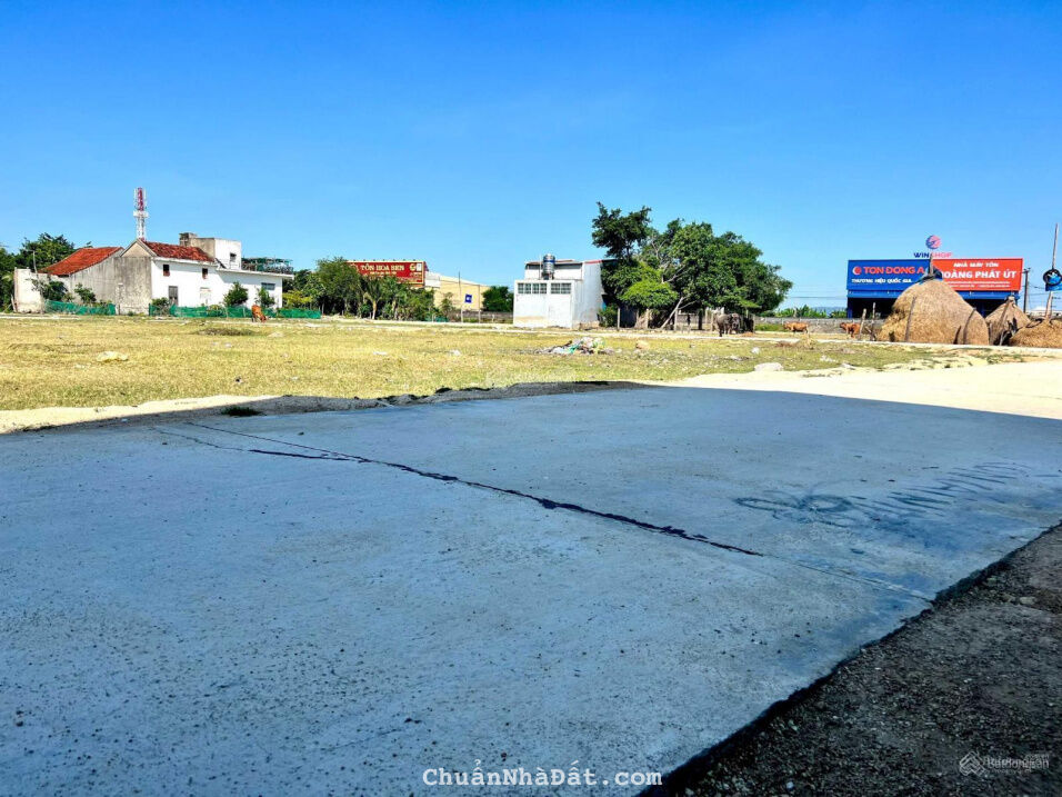 Chính chủ cần bán lô đất 100% thổ cư quốc lộ 1A Vạn Long, Vạn Ninh  - Bắc Vân Phong