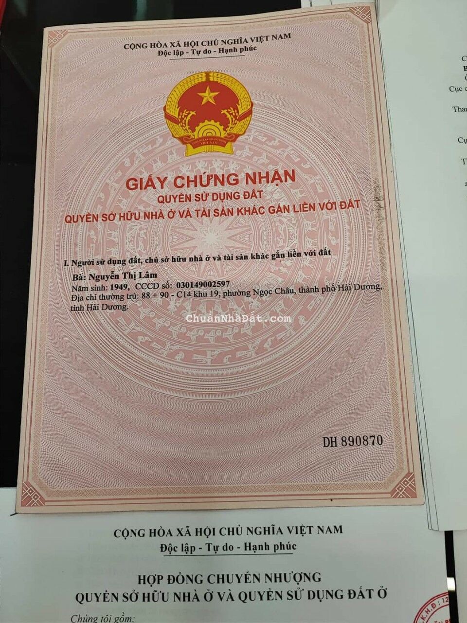 Gia đình cần bán gấp mảnh đất 45m2 x 4m MT, Mặt phố Phường Việt Hưng, Vỉa hè, KD. Gia đình cần bán gấp mảnh đất 45m2 x 4m MT, Mặt phố Phường Việt Hưng, Vỉa hè, KD.