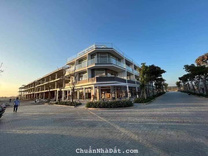 Sổ hồng từng căn, pháp lý sở hữu lâu dài, nằm ngay bãi biển đẹp nhất Việt Nam, Ck 30% 