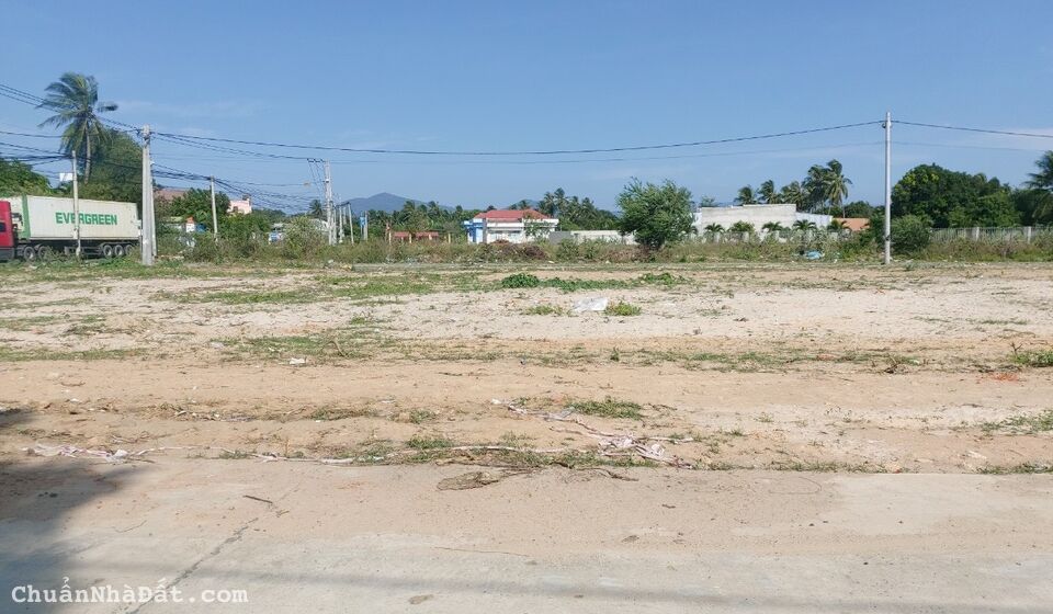 Cơ hội đầu tư cuối năm - quỹ đất nền sổ đỏ ven biển đang thu hút rất nhiều quý nhà đầu tư Cơ hội đầu tư cuối năm - quỹ đất nền sổ đỏ ven biển đang thu hút rất nhiều quý nhà đầu tư