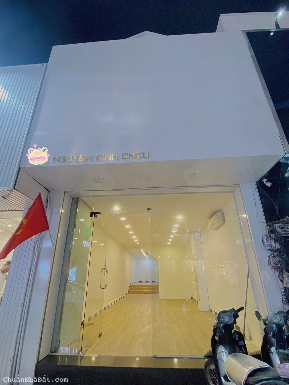 Cho thuê Mặt tiền đường Nguyễn Đình Chiểu, Phường 4, Quận 3. DT: 4x18  Giá: 60tr/tháng còn TL