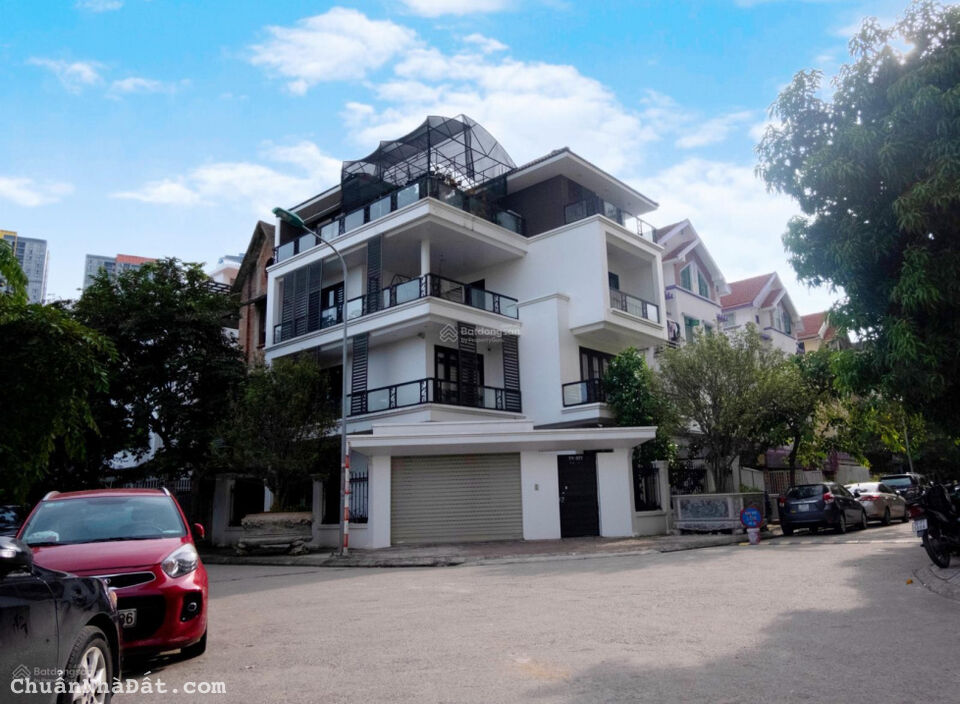 BIỆT THỰ INTRACOM TRUNG VĂN, 5 XUẤT NGOẠI GIAO GIÁ CỰC TỐT