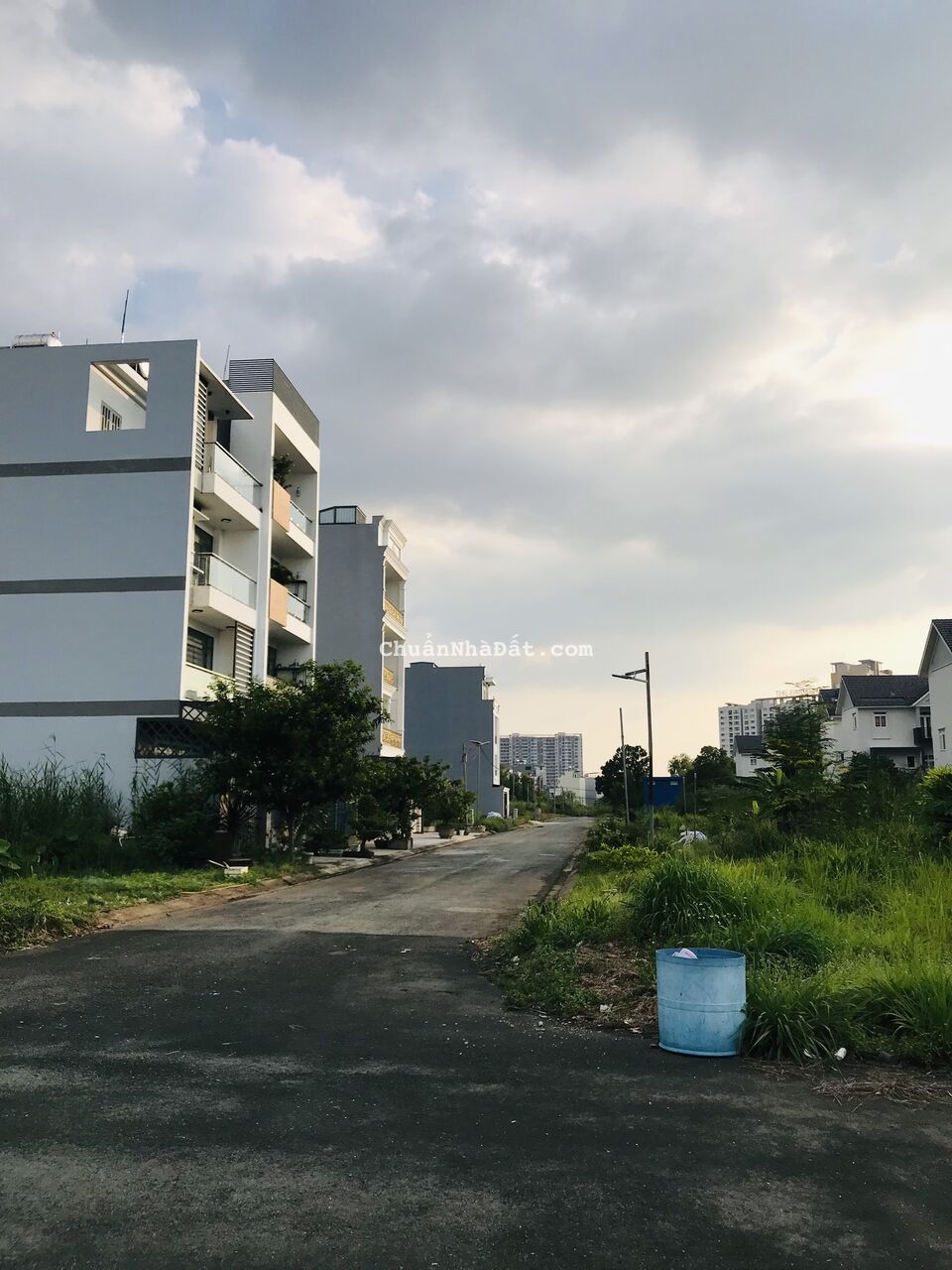 Bán đất dự án KDC Sở Văn Hóa Thông Tin Phú Hữu Q9 lô 100m2 trục thông ra Bưng Ông Thoàn giá rẻ Bán đất dự án KDC Sở Văn Hóa Thông Tin Phú Hữu Q9 lô 100m2 trục thông ra Bưng Ông Thoàn giá rẻ