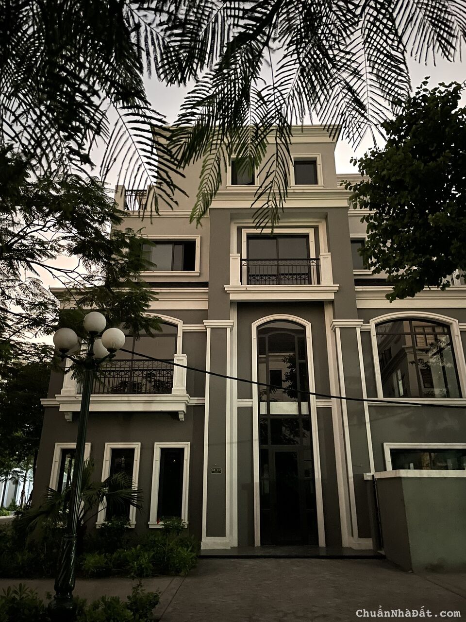 BÁN CĂN GÓC 2 MẶT TIỀN RỘNG TẠI GRAND BAY TOWER PHƯỜNG BÃI CHÁY