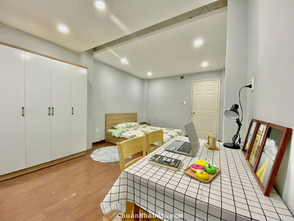 Giảm ngay 1tr cho tháng đầu tiên - CHDV Full nội thất chỉ 7.5tr ngay Lý Tự Trọng, Quận 1 