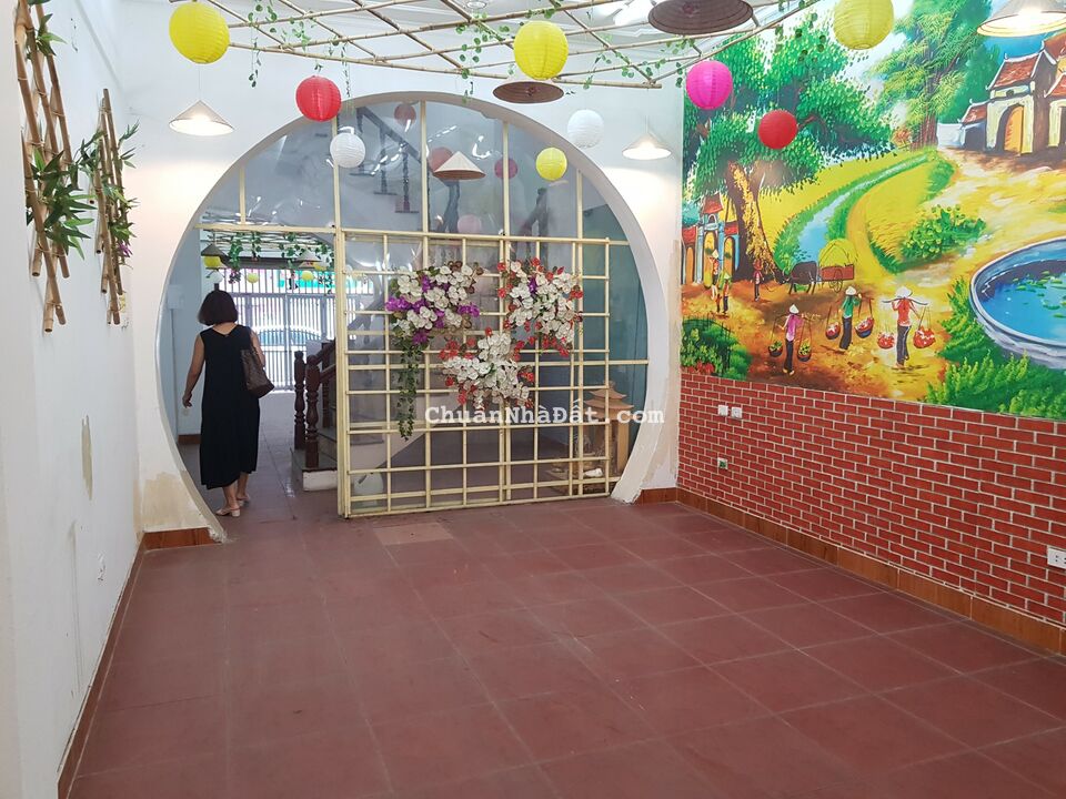 Cho thuê Nhà mặt tiền đường Nguyễn Khang, Phường Yên Hòa, Diện tích 100m², Giá 40 Triệu/tháng Cho thuê Nhà mặt tiền đường Nguyễn Khang, Phường Yên Hòa, Diện tích 100m², Giá 40 Triệu/tháng