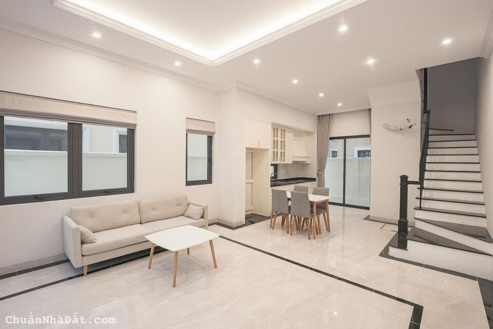 Cho thuê biệt thự shophouse hoàn thiện hai tầng có nội thất cơ bản giá chỉ 7tr liên hệ: 0981996532