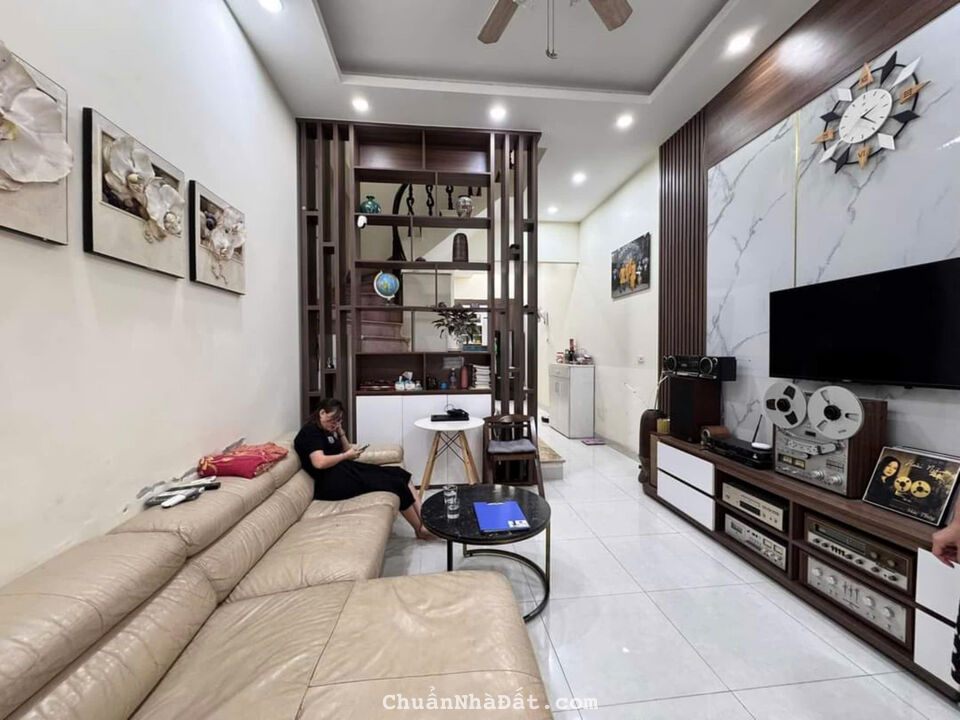 Bán nhà 4 tầng Ngọc Chi, Vĩnh Ngọc 52m2, MT 4M. Đường Ô Tô, ngõ nông. Gía 6 tỷ.